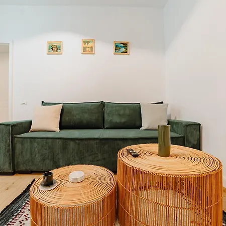 Downtown Boho Apartment *