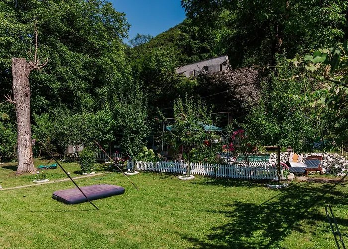 Downtown Boho Апартаменти Брашов